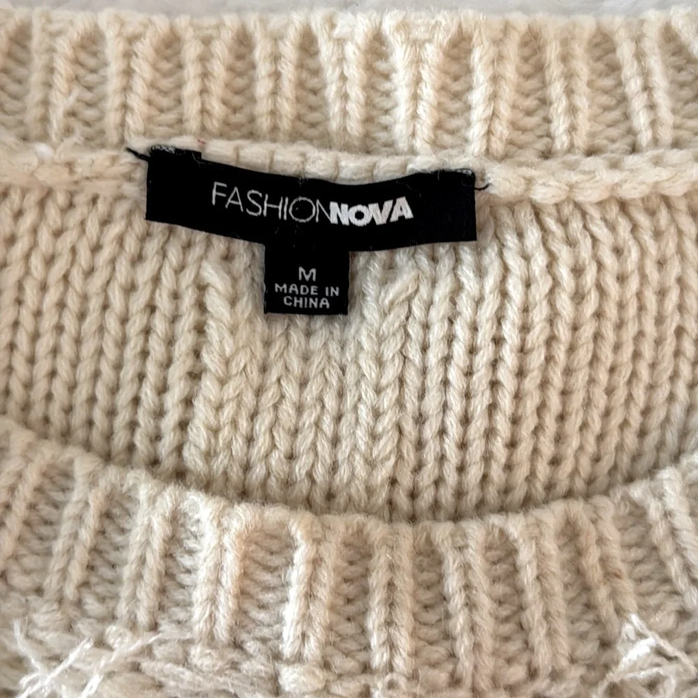 Fashion Nova Crew Neck Cream Knit w/ Fringe Sweater- size M - Picture 5 of 11